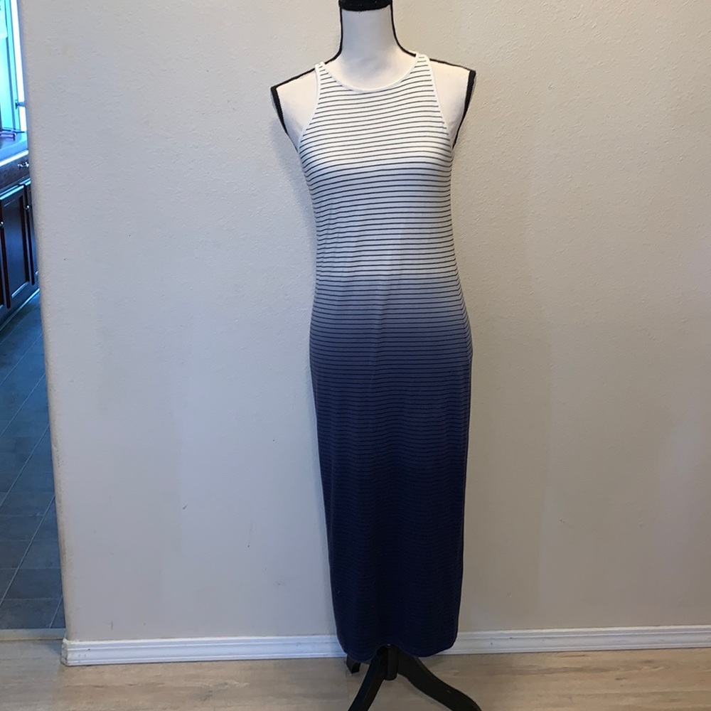 Athleta white blue ombre striped sleeveless sunkissed dress